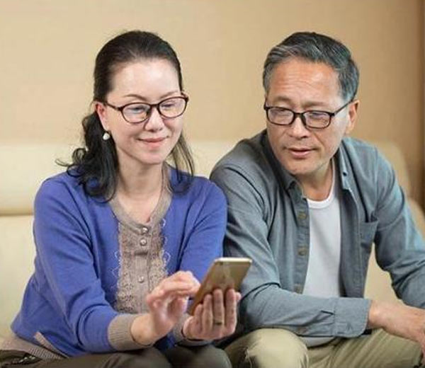 老年人如何戴老花鏡？注意四大錯誤