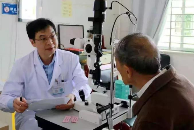 老花眼鏡怎么配更好？