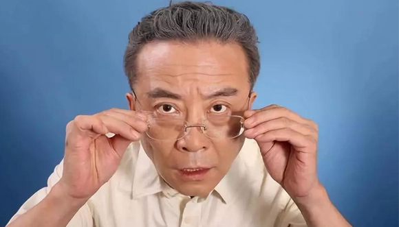 美麗島多焦鏡：傳統(tǒng)老花鏡的弊端，多焦鏡一副就解決了財務工作者的用眼煩惱