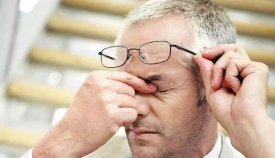 一副眼鏡用到底，加重老花！