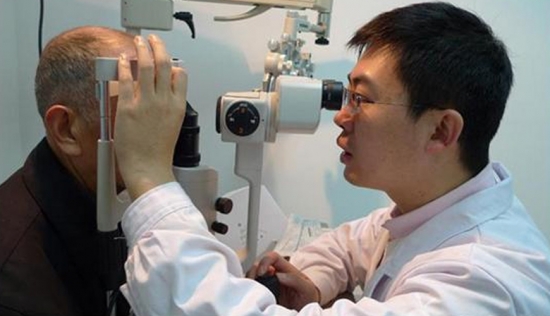 美麗島：一副遠(yuǎn)近清晰的老花鏡，全天配戴都不用摘的漸進(jìn)多焦鏡